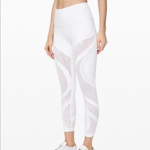 LULULEMON Wunder Under High-Rise Tight 25” Lace